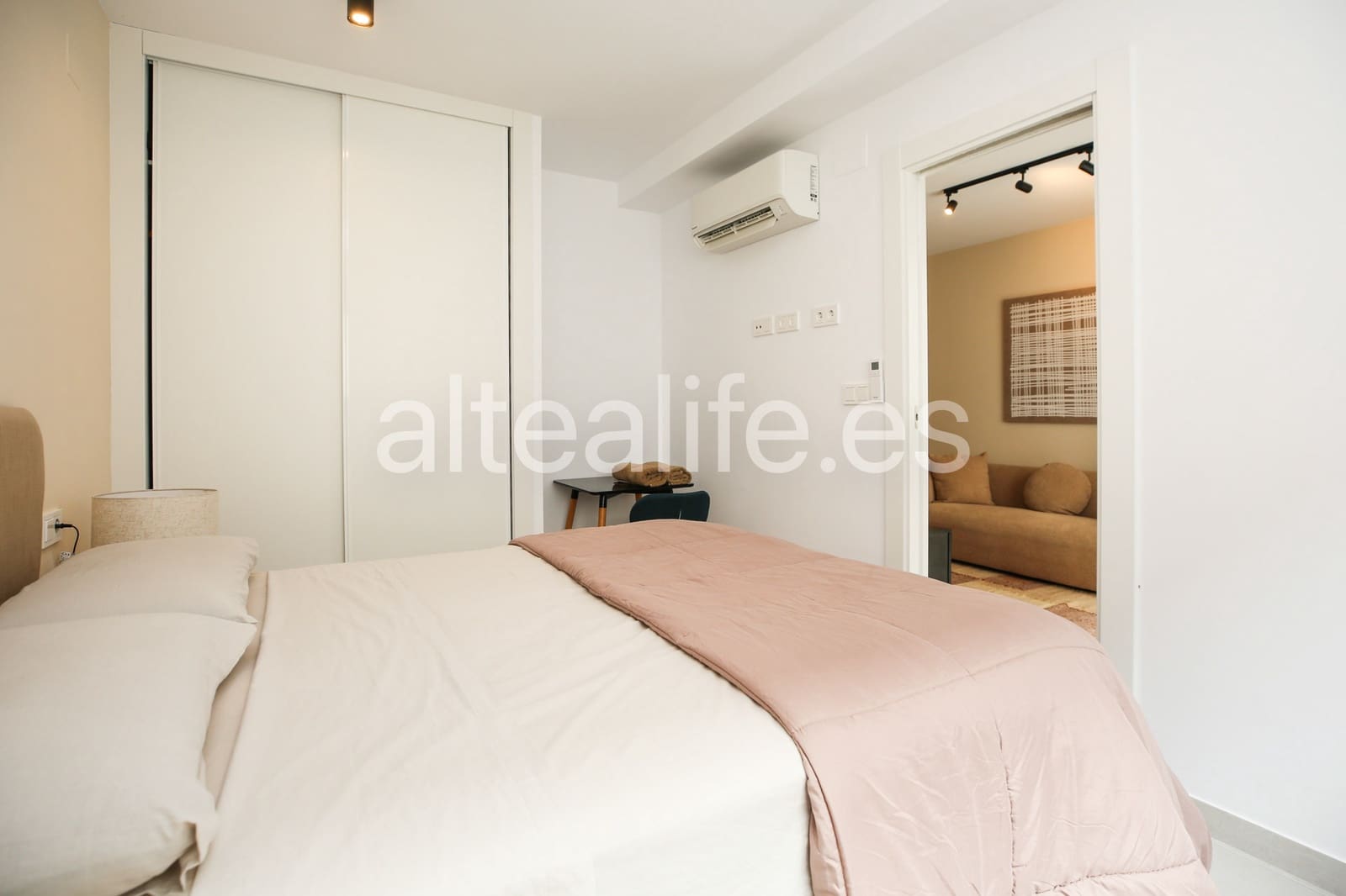 1 bedroom Apartment for rent in Altea with garage - € 1,350 (Ref: 9965859)