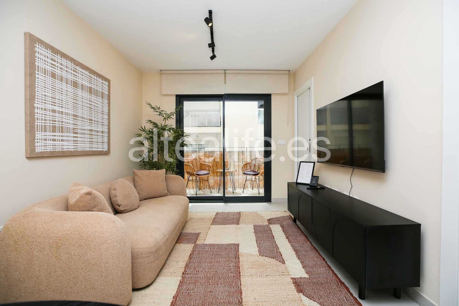 1 bedroom Apartment for rent in Altea with garage - € 1,350 (Ref: 9965859)