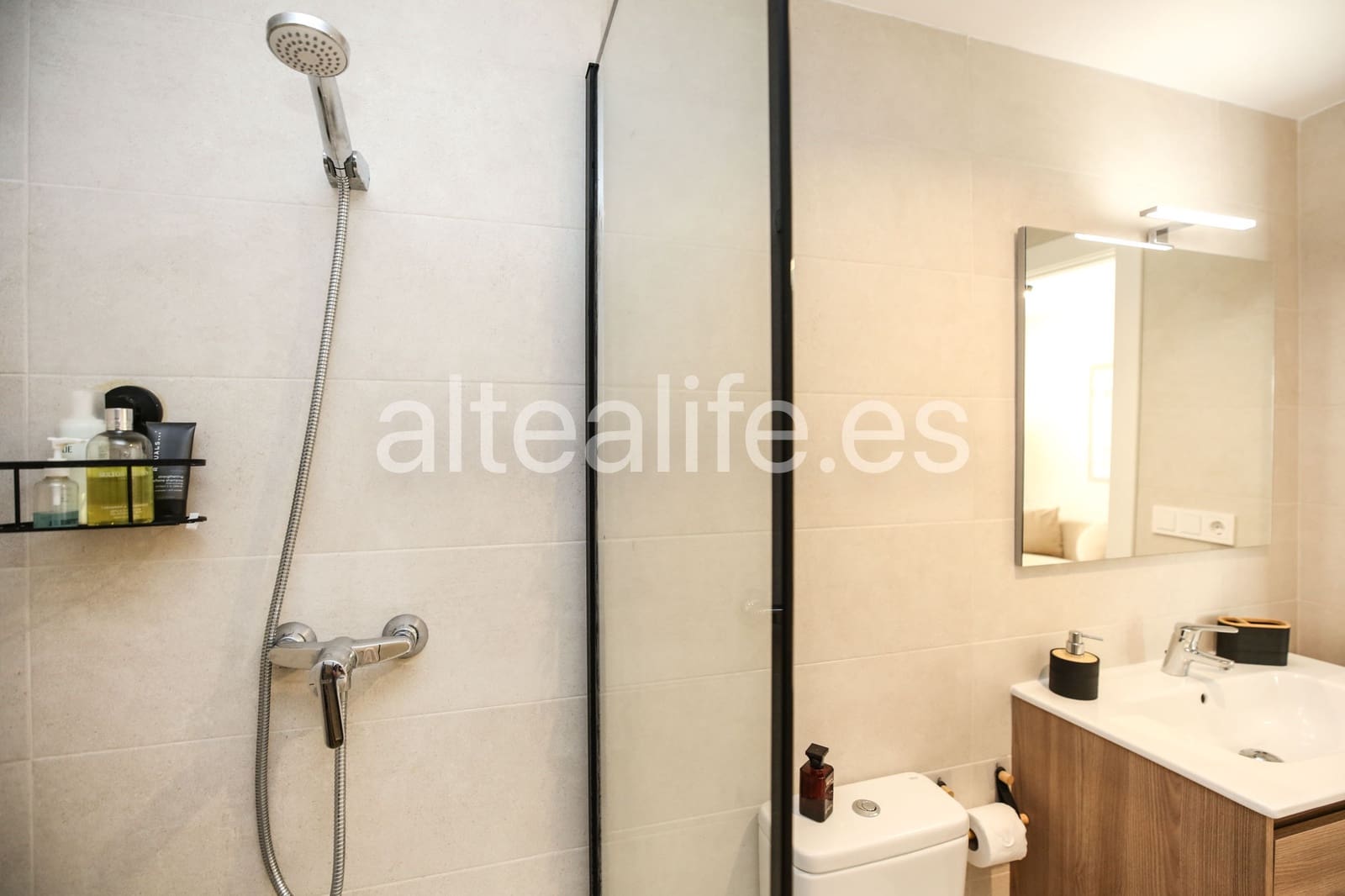 1 bedroom Apartment for rent in Altea with garage - € 1,350 (Ref: 9965859)