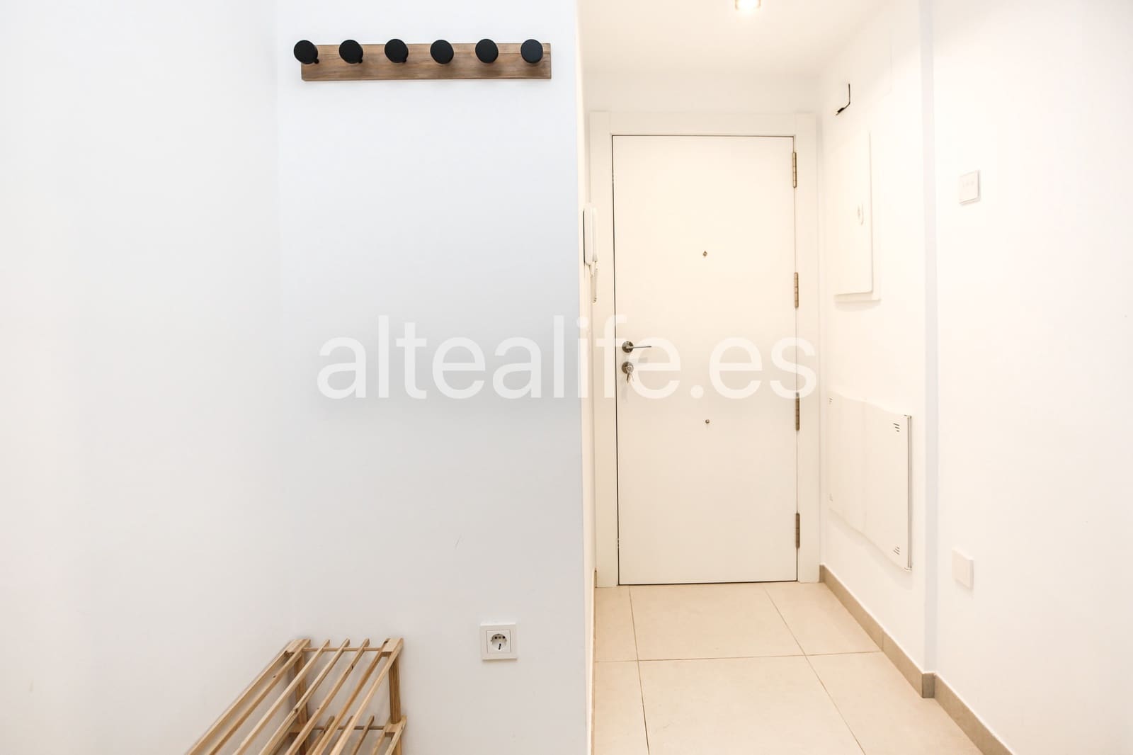 1 bedroom Apartment for rent in Altea with garage - € 1,350 (Ref: 9965859)
