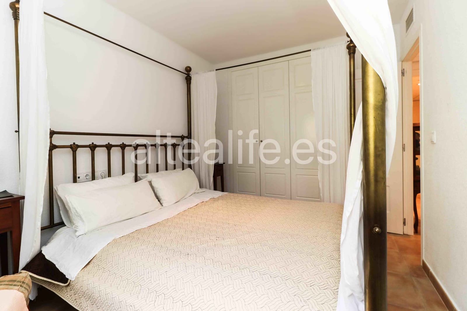 Apartament do wynajęcia w Altea z basenem garażem - 1 600 € (Ref: 9972274)