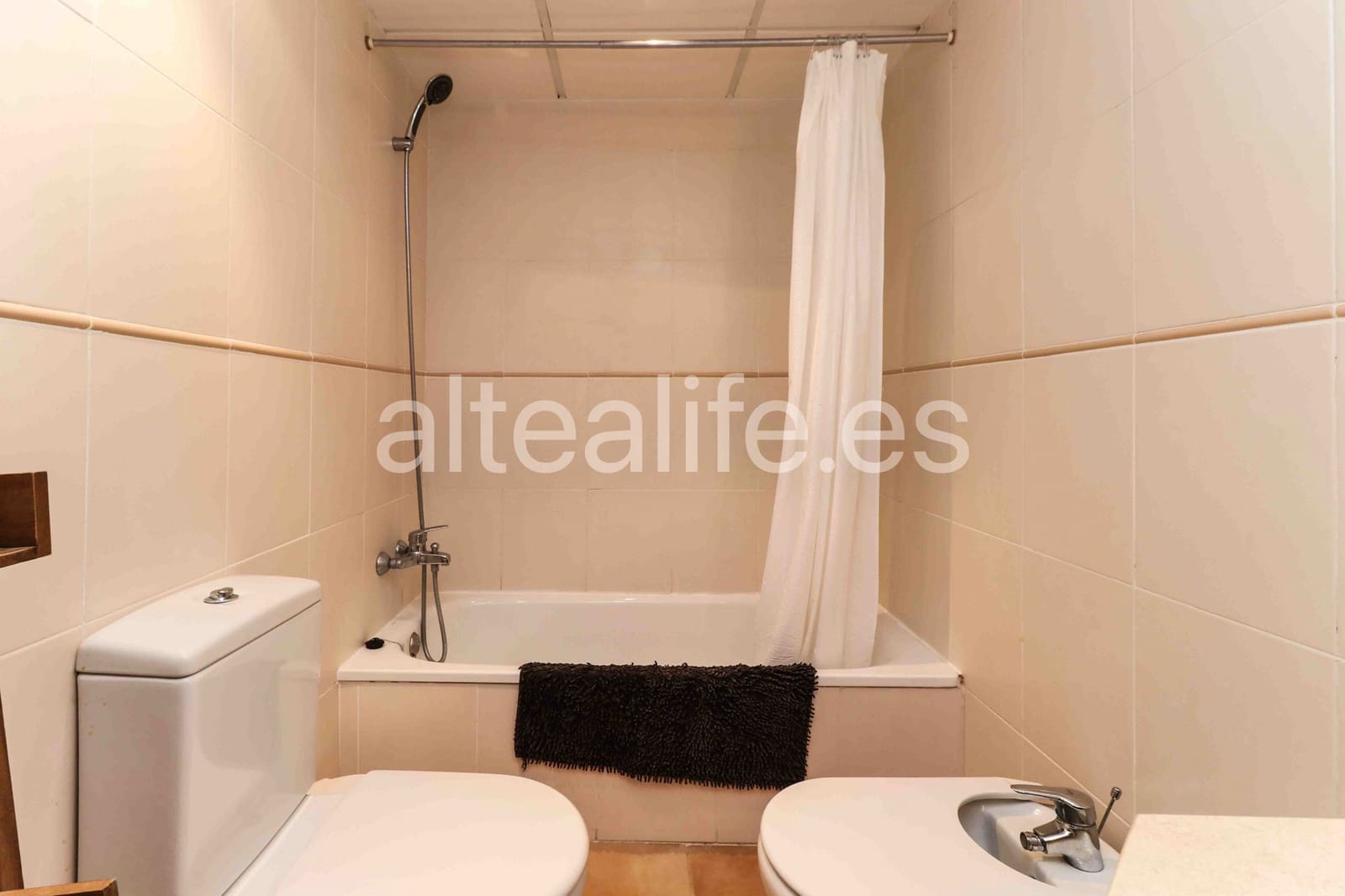 Apartament do wynajęcia w Altea z basenem garażem - 1 600 € (Ref: 9972274)