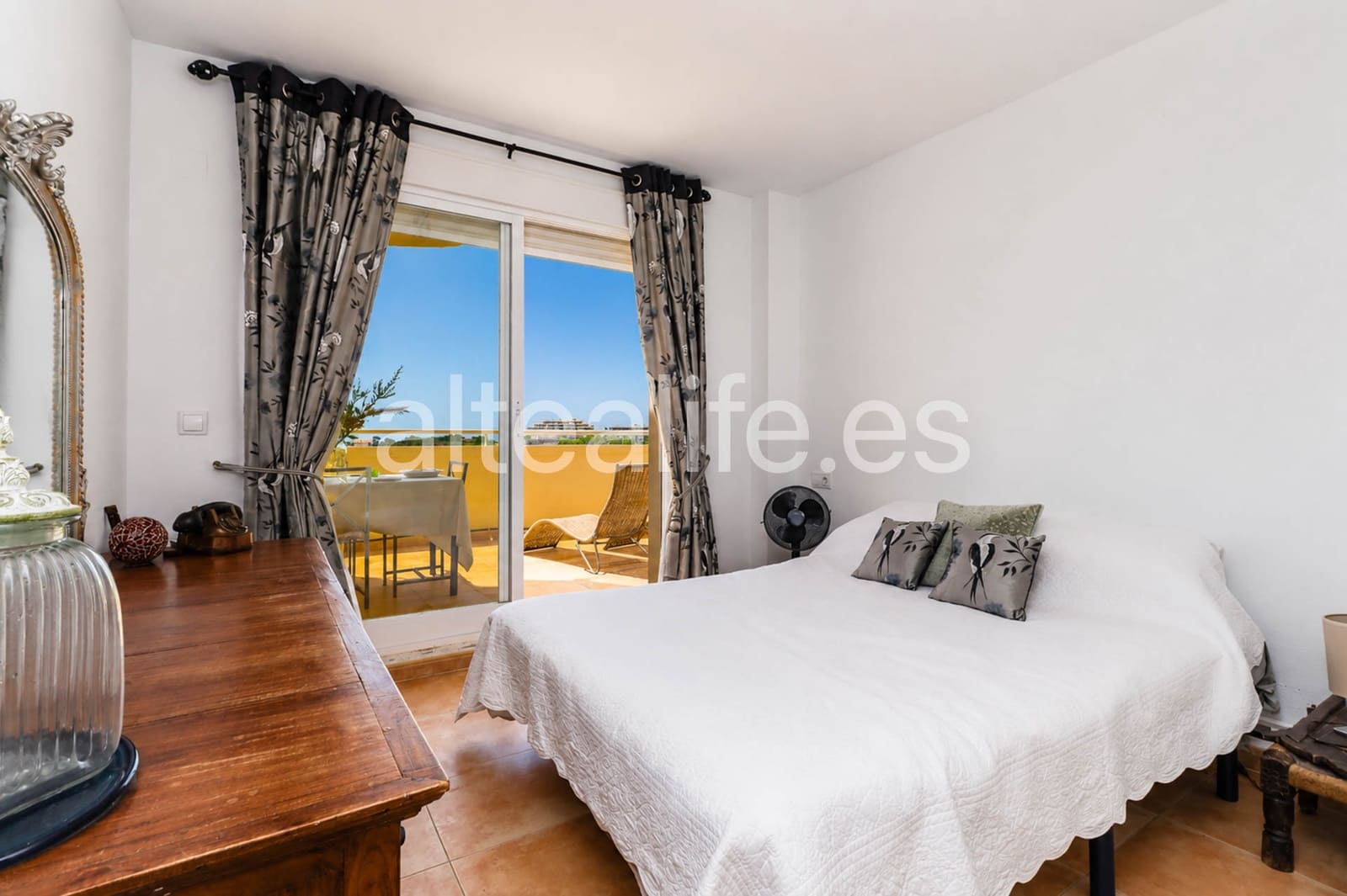 Apartament do wynajęcia w Altea z basenem garażem - 1 600 € (Ref: 9972274)