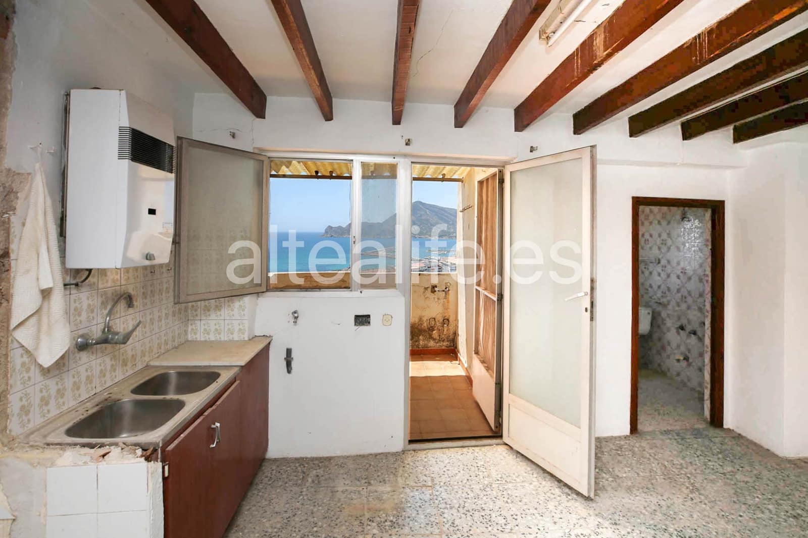 Casa de 3 habitaciones en Altea en venta - 385.000 € (Ref: 9989777)