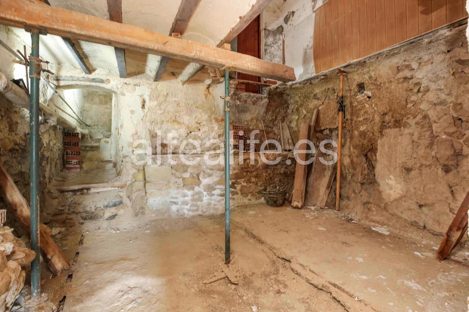 Casa de 3 habitaciones en Altea en venta - 385.000 € (Ref: 9989777)