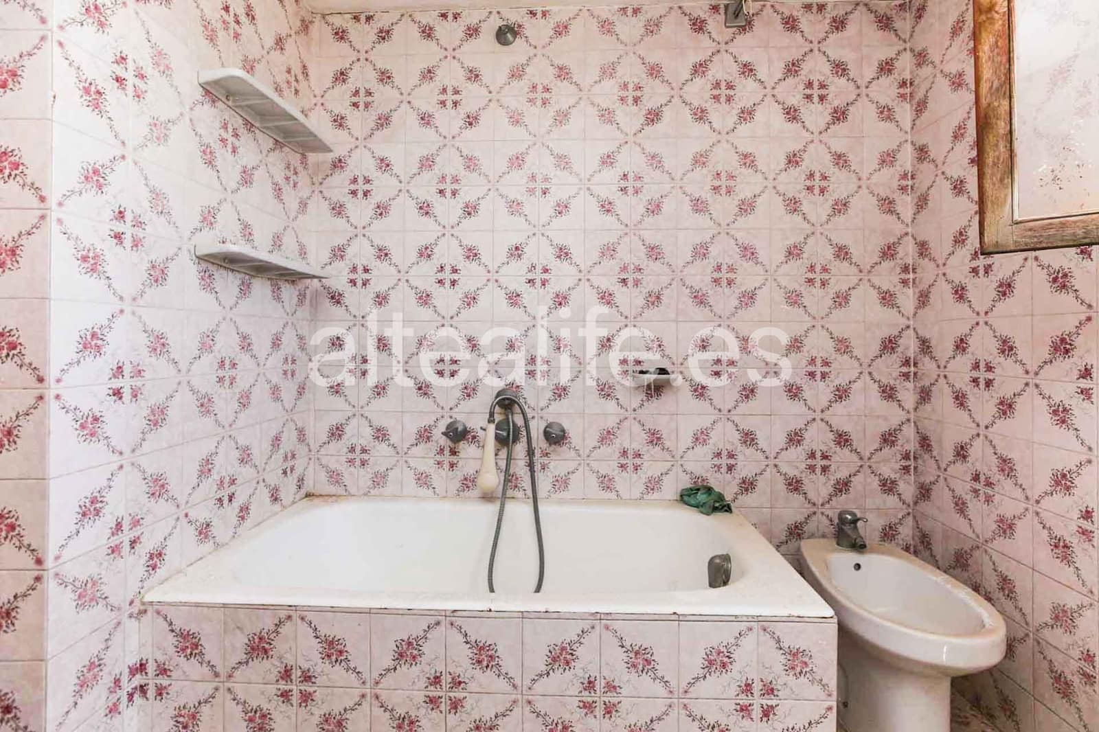 Casa de 3 habitaciones en Altea en venta - 385.000 € (Ref: 9989777)