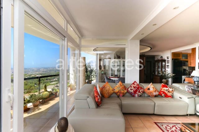 2 soverom Leilighet til salgs i Alhama Springs, Altea med svømmebasseng garasje - € 475 000 (Ref: 9997558)
