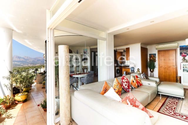 2 soverom Leilighet til salgs i Alhama Springs, Altea med svømmebasseng garasje - € 475 000 (Ref: 9997558)