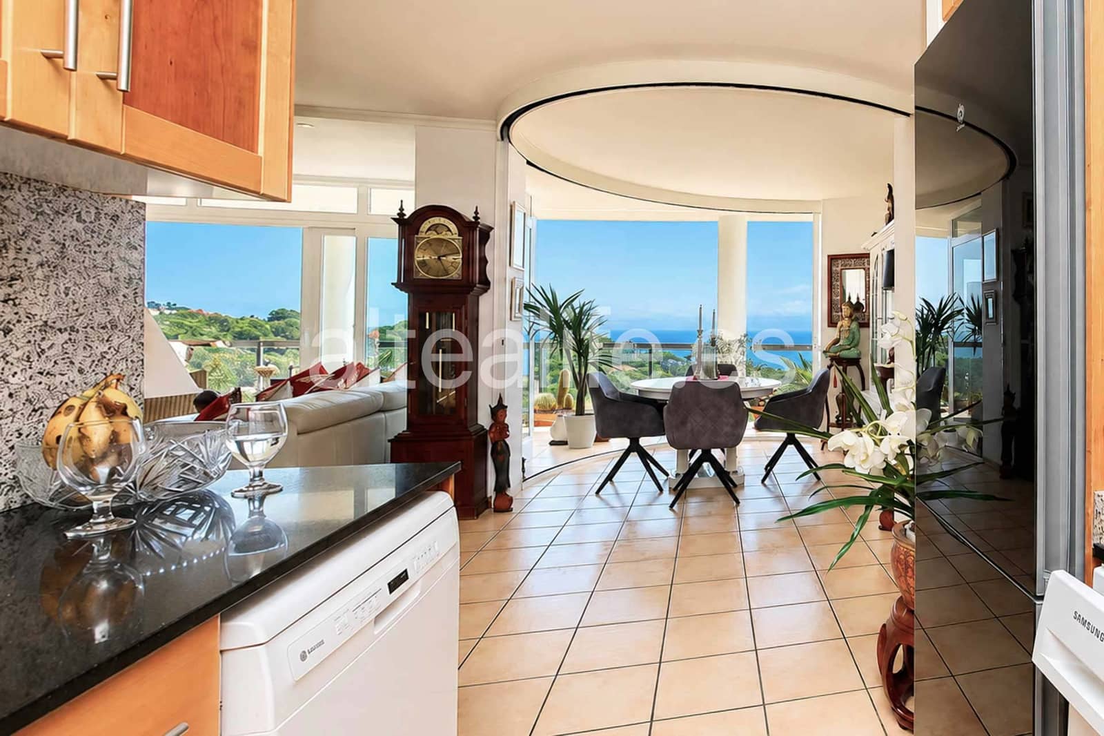 2 soverom Leilighet til salgs i Altea med svømmebasseng garasje - € 475 000 (Ref: 9997558)