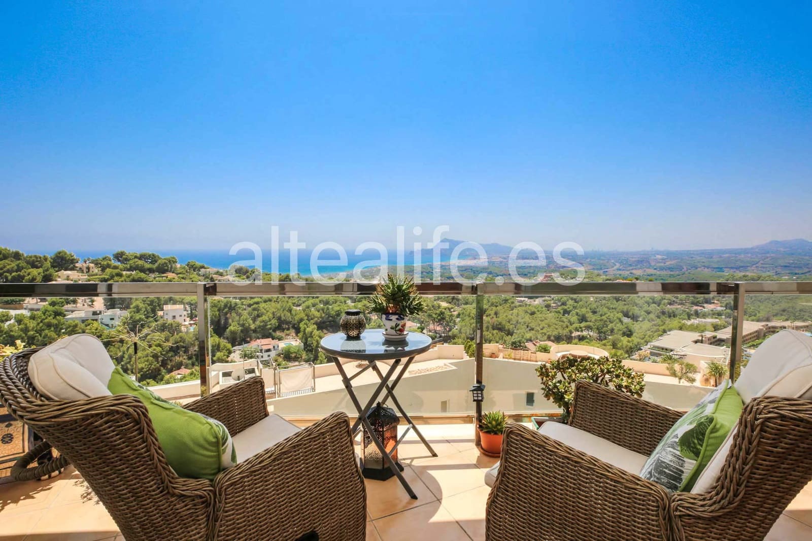 2 soverom Leilighet til salgs i Altea med svømmebasseng garasje - € 475 000 (Ref: 9997558)