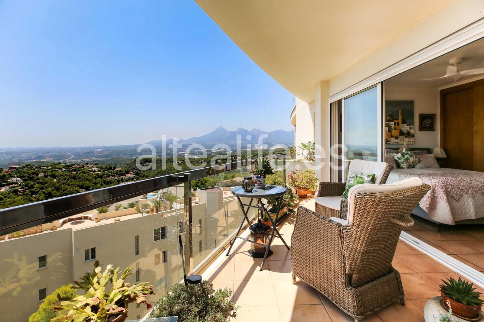2 soverom Leilighet til salgs i Altea med svømmebasseng garasje - € 475 000 (Ref: 9997558)