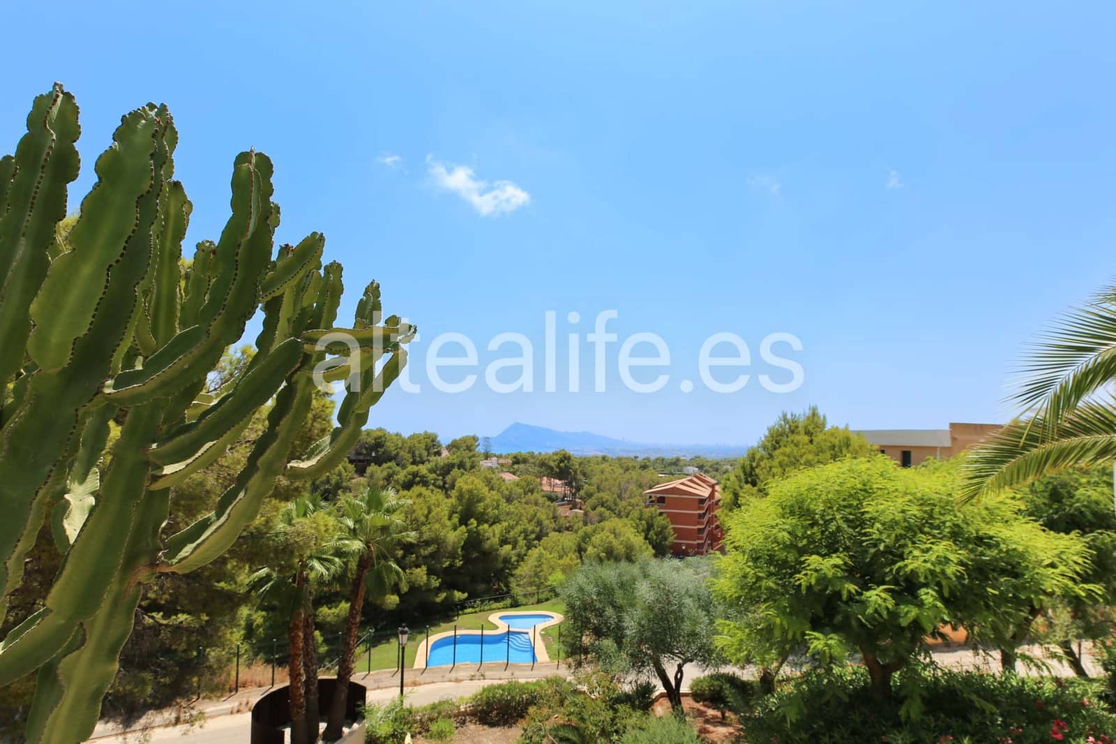 2 soverom Leilighet til salgs i Altea med svømmebasseng garasje - € 475 000 (Ref: 9997558)