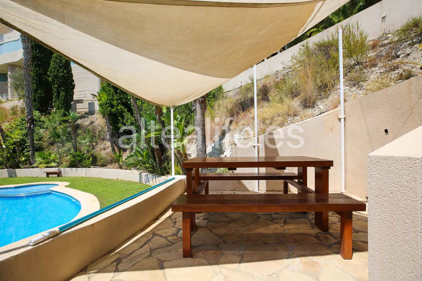 2 soverom Leilighet til salgs i Altea med svømmebasseng garasje - € 475 000 (Ref: 9997558)