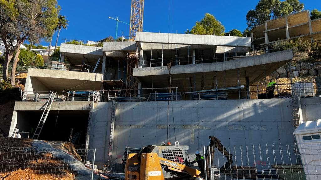 3 bedroom Villa for sale in Altea with pool - € 1,750,000 (Ref: 7418401)