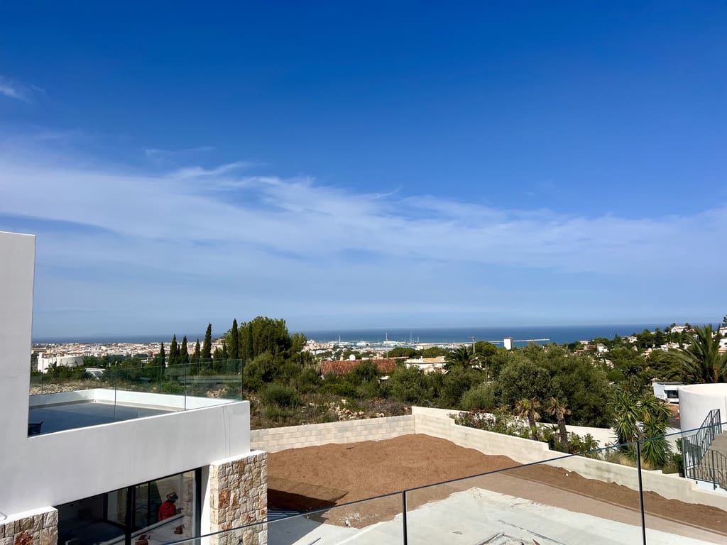 4 soveværelse Villa til salg i Denia med swimmingpool garage - € 1.795.000 (Ref: 7850722)