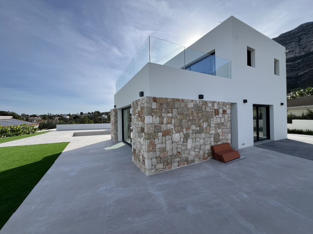 4 soveværelse Villa til salg i Denia med swimmingpool garage - € 1.795.000 (Ref: 7850722)