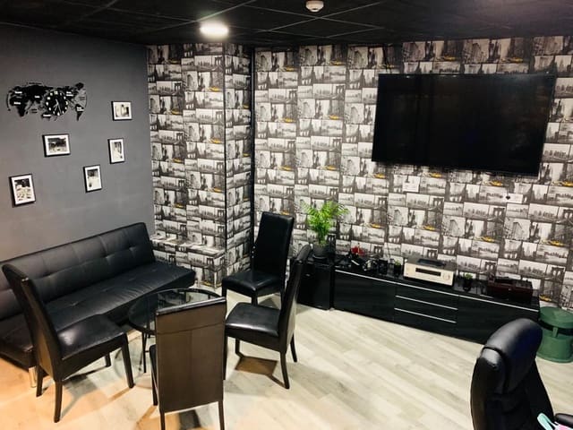 Commercial for sale in Moraira, Teulada-Moraira - € 1,000,000 (Ref: 7853480)