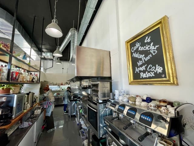 Restaurant/Bar til leje i Moraira, Teulada-Moraira - € 5.400 (Ref: 7967806)