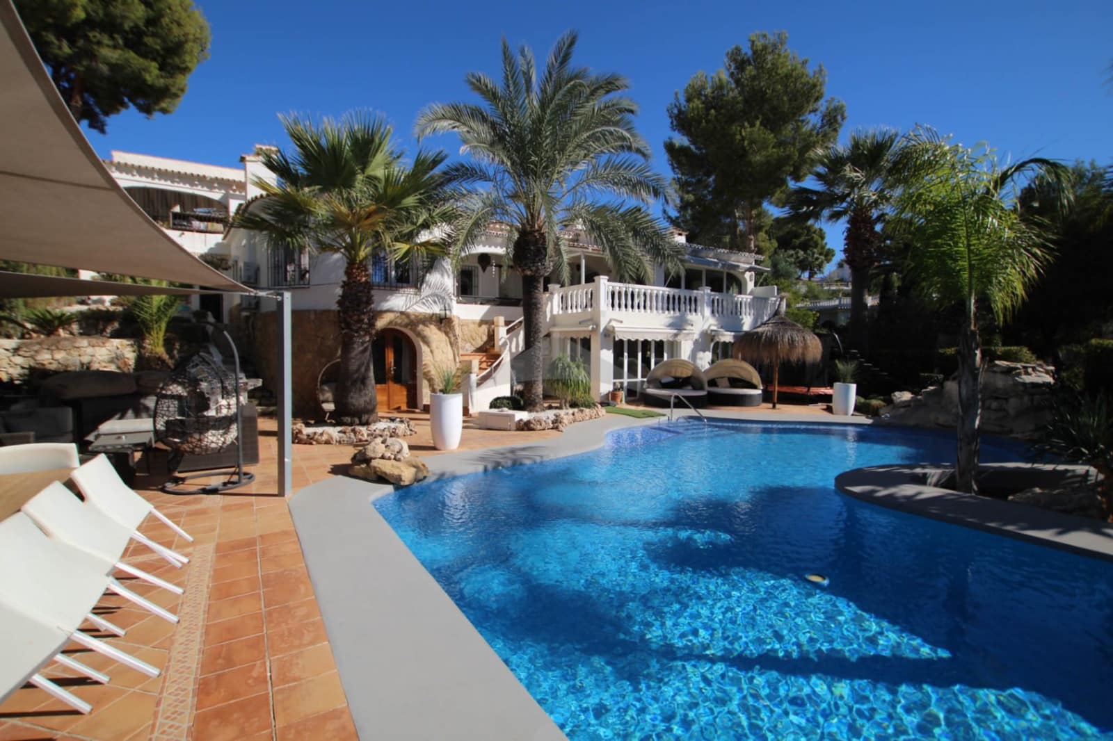 5 slaapkamer Villa te koop in Benissa met zwembad - € 1.275.000 (Ref: 8078385)