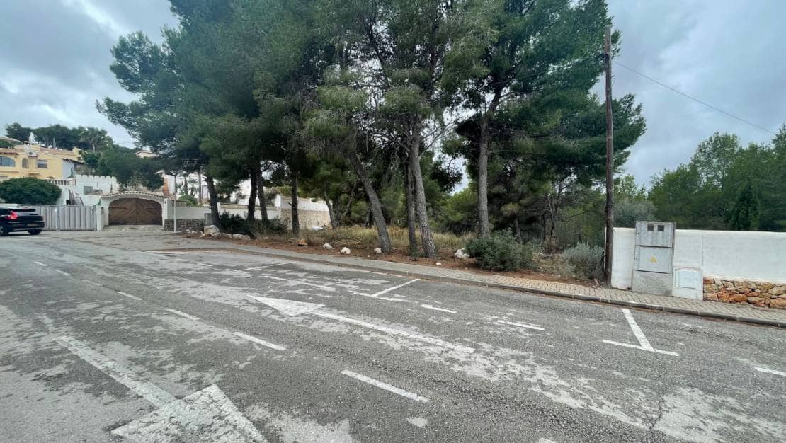 Chalet de 3 habitaciones en Moraira en venta con piscina garaje - 775.000 € (Ref: 8104657)