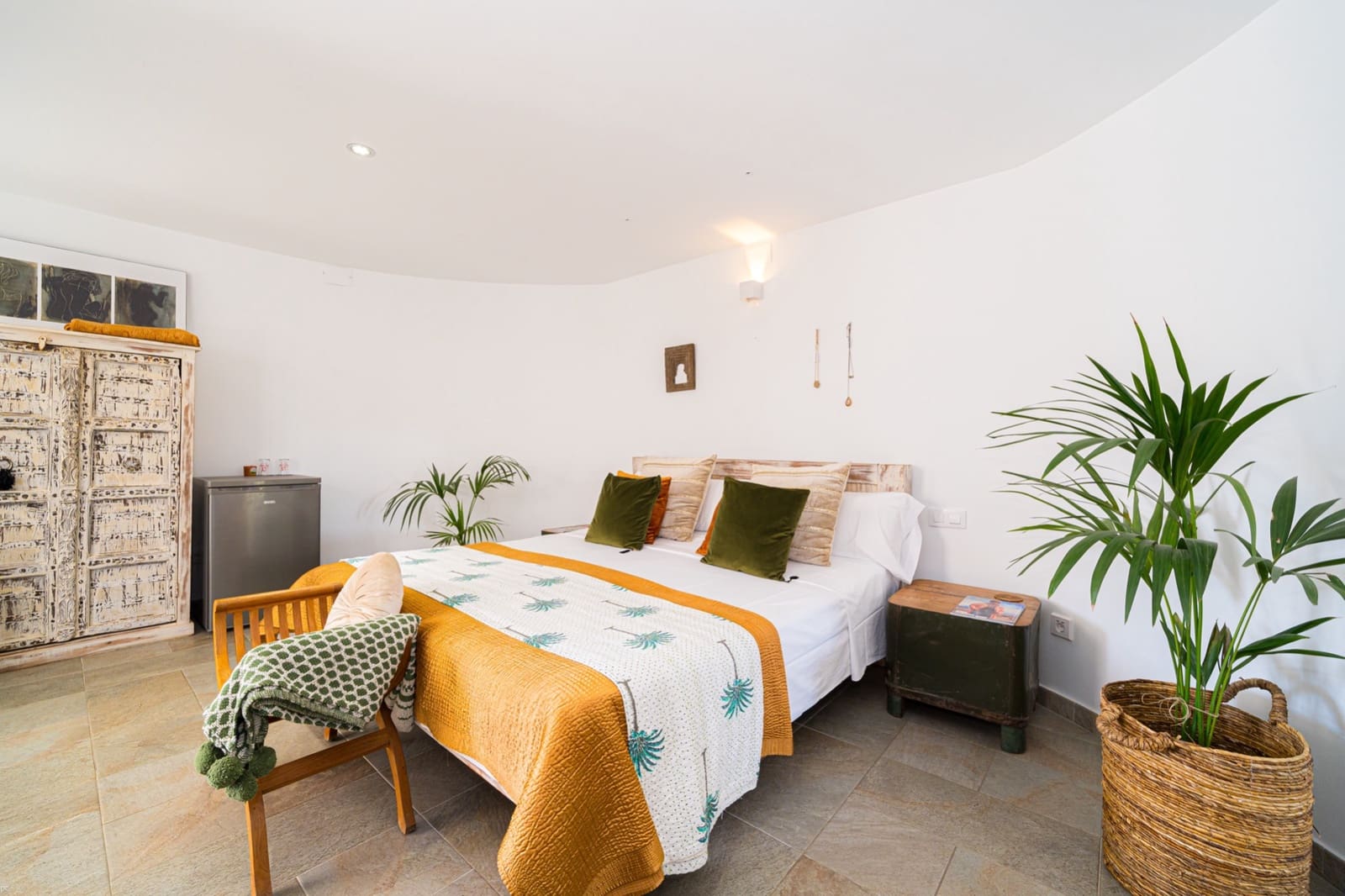 7 bedroom Villa for sale in Benissa - € 1,350,000 (Ref: 8299153)