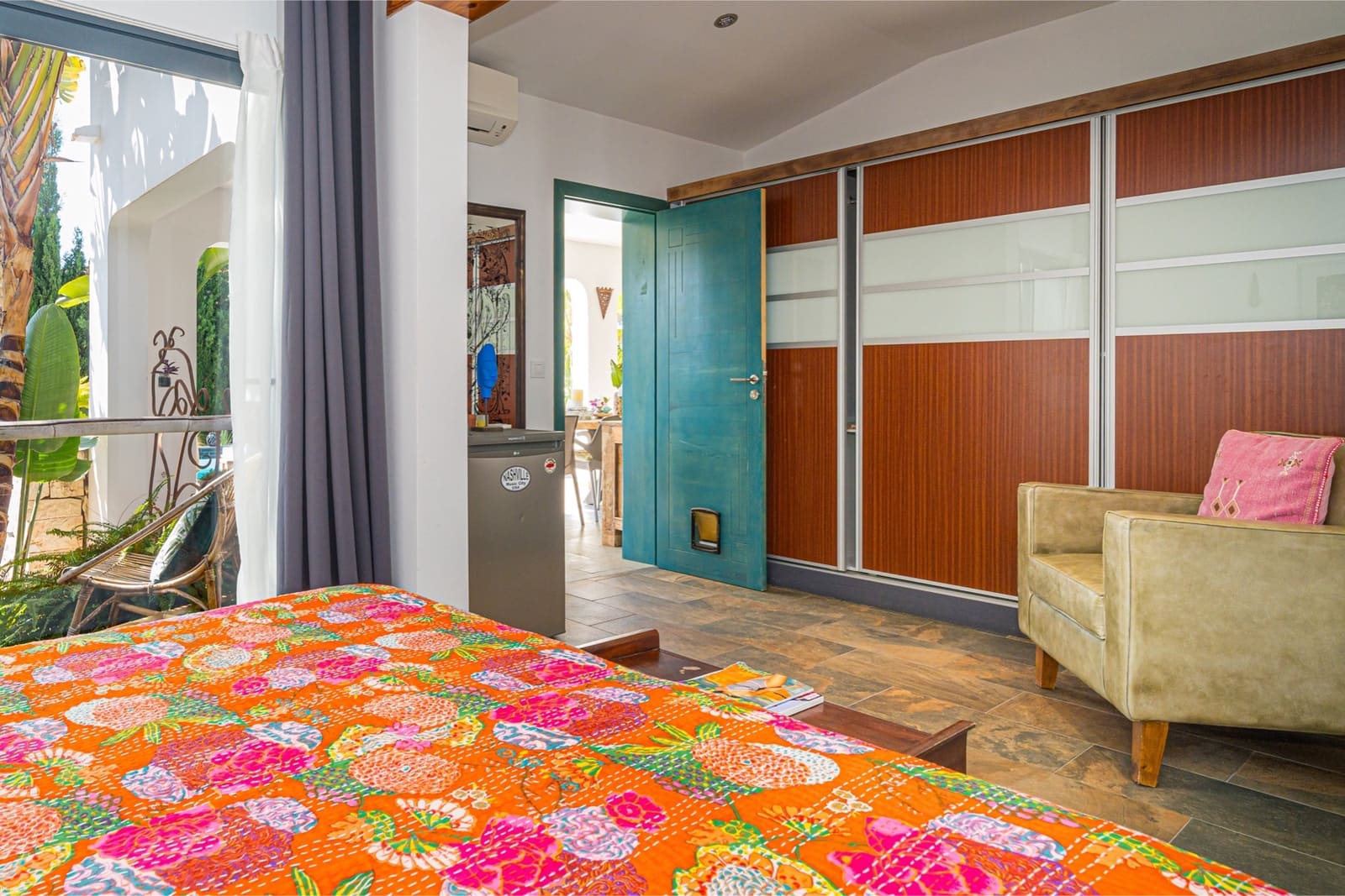 7 bedroom Villa for sale in Benissa - € 1,350,000 (Ref: 8299153)