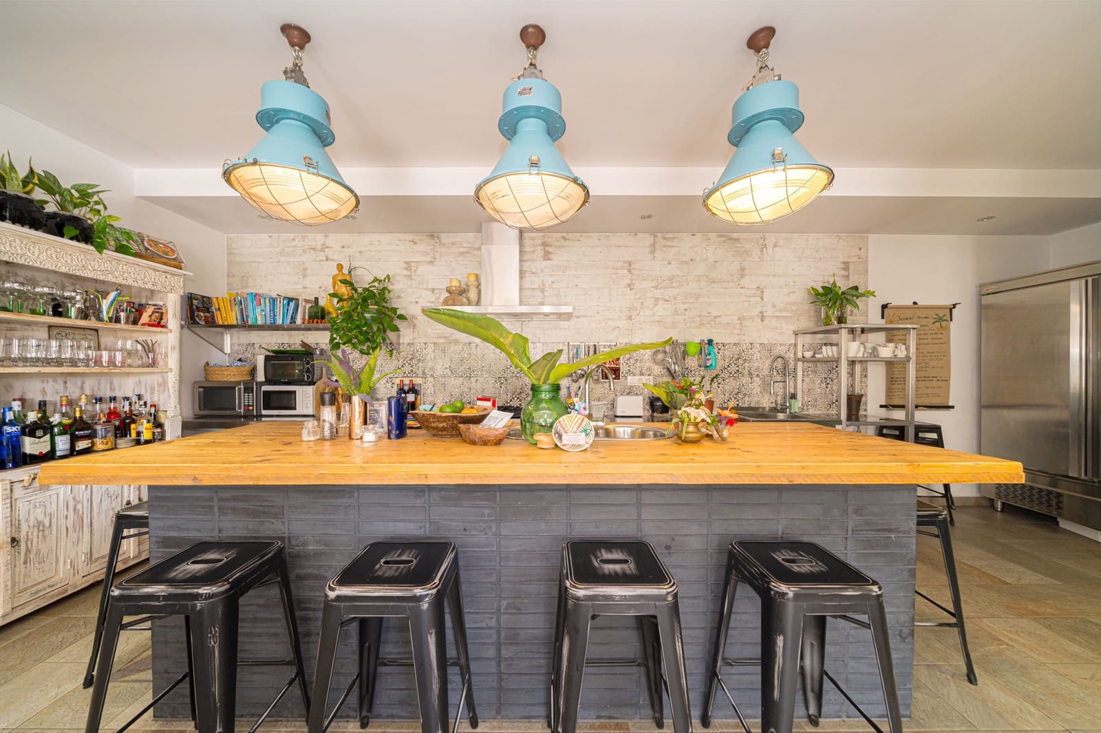 7 bedroom Villa for sale in Benissa - € 1,350,000 (Ref: 8299153)