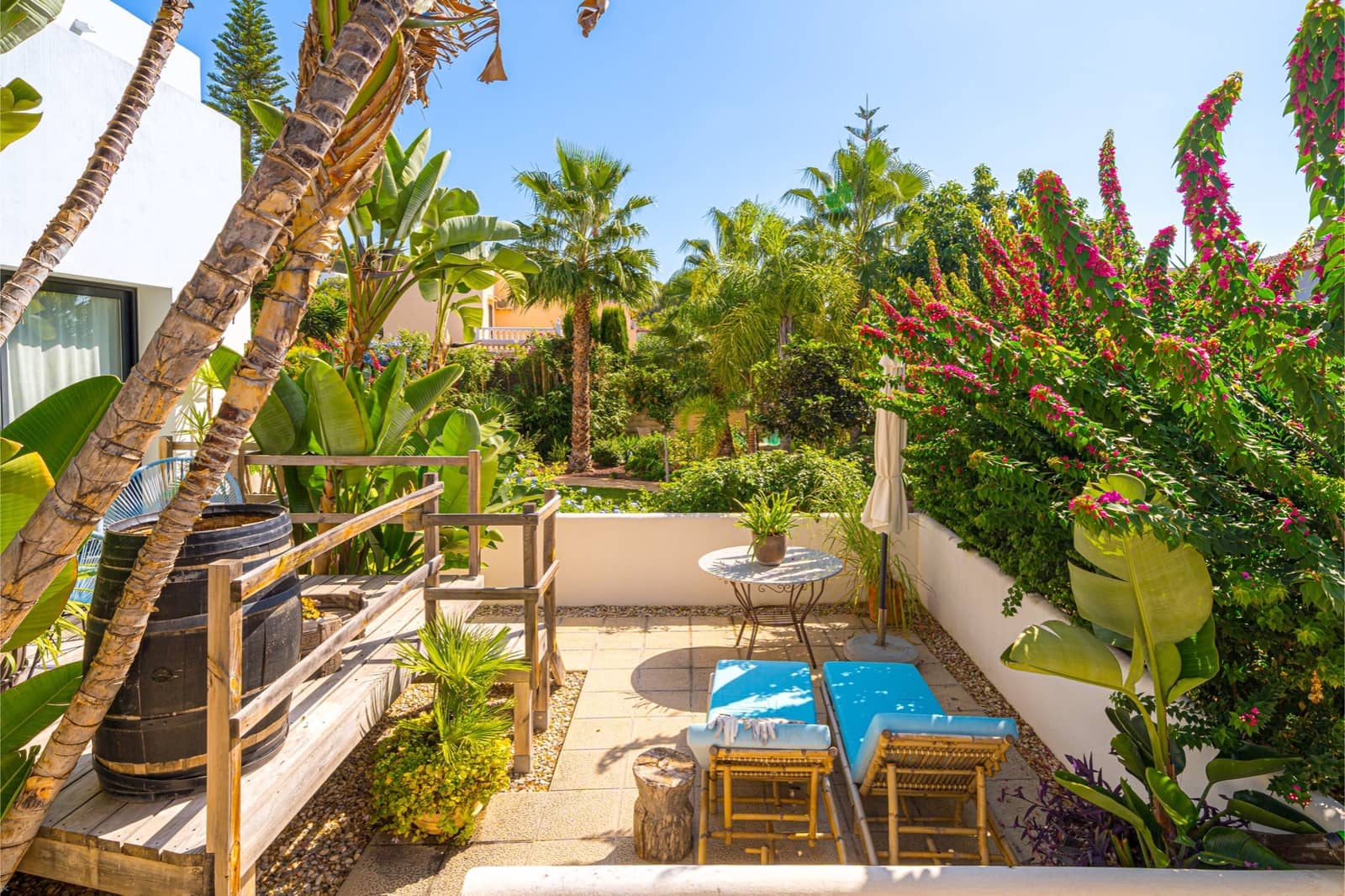 7 bedroom Villa for sale in Benissa - € 1,350,000 (Ref: 8299153)