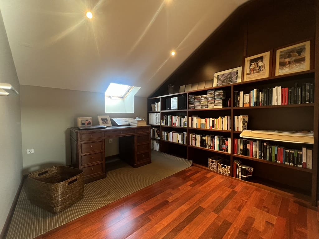 4 quarto Apartamento para venda em Denia com piscina garagem - 440 000 € (Ref: 8325134)