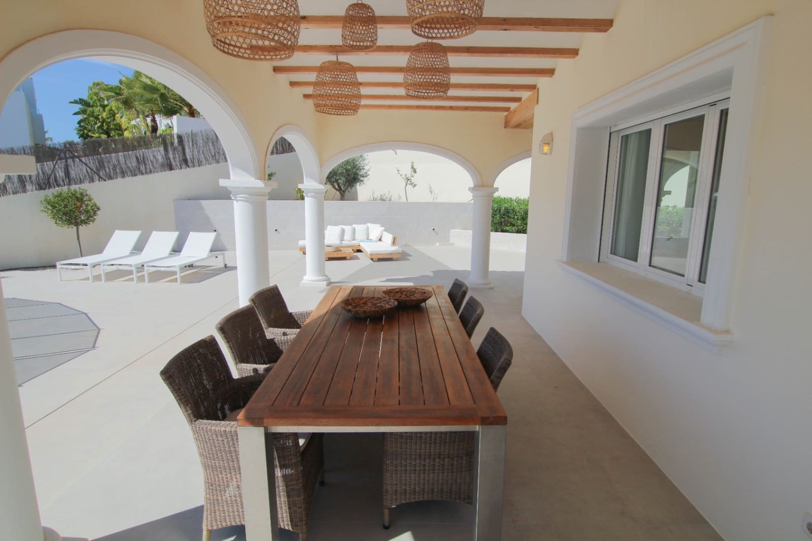 5 slaapkamer Villa te koop in Moraira met zwembad - € 995.000 (Ref: 8364512)