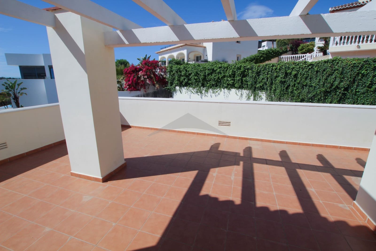 5 slaapkamer Villa te koop in Moraira met zwembad - € 995.000 (Ref: 8364512)