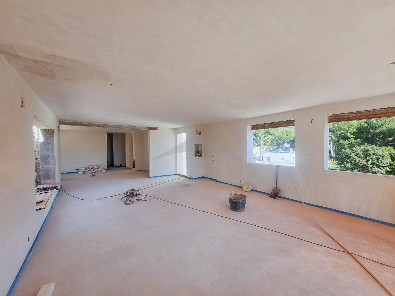 4 bedroom Villa for sale in Moraira with pool - € 1,975,000 (Ref: 8364513)