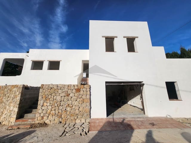 Chalet de 4 habitaciones en Moraira, Teulada-Moraira en venta con piscina - 1.975.000 € (Ref: 8364513)