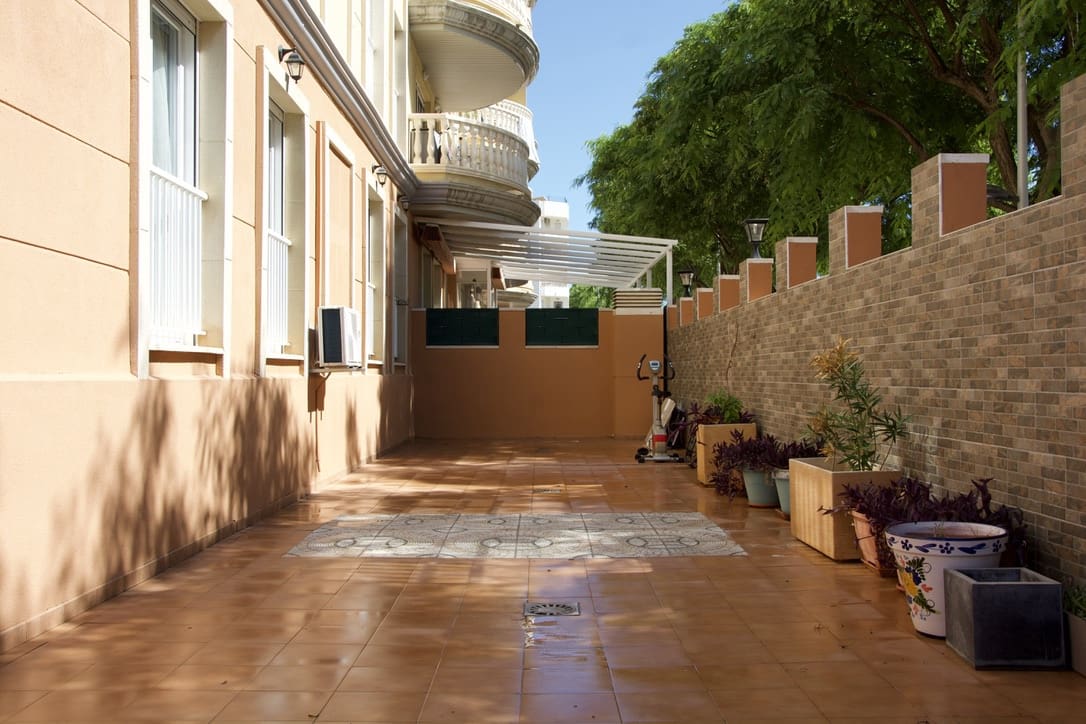 3 bedroom Apartment for sale in Denia with pool - € 370,000 (Ref: 8511164)