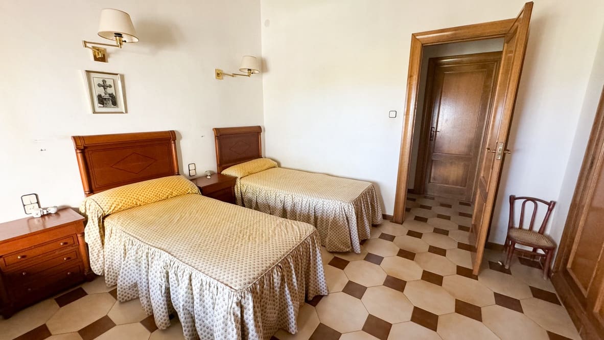 6 soveværelse Villa til salg i Denia med swimmingpool garage - € 2.800.000 (Ref: 8512310)