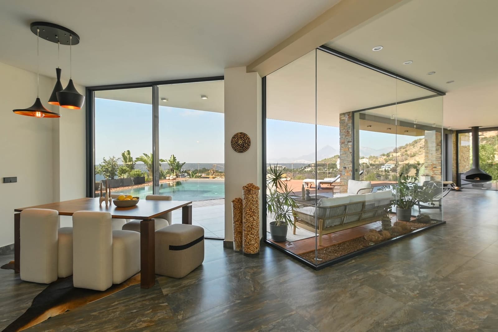 3 bedroom Villa for sale in Altea - € 2,650,000 (Ref: 8742769)