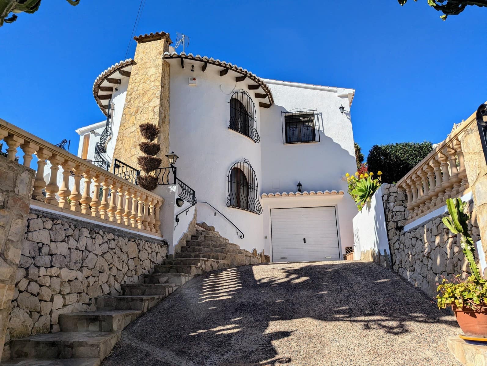 4 soverom Villa til salgs i Moraira med svømmebasseng - € 665 000 (Ref: 8780357)