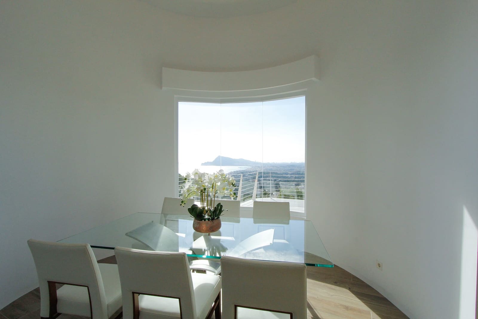 4 bedroom Villa for sale in Altea - € 1,750,000 (Ref: 8800128)