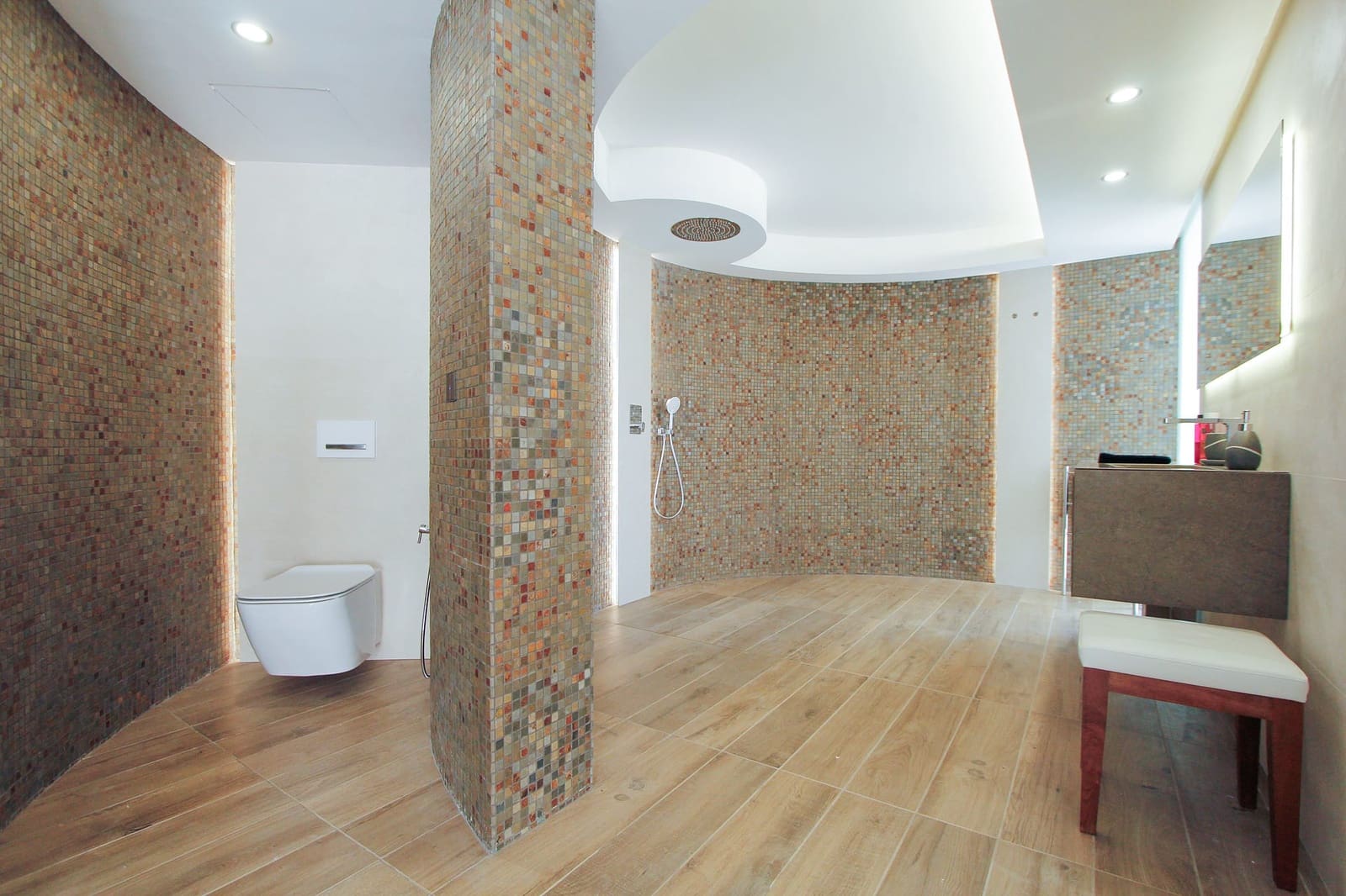 4 bedroom Villa for sale in Altea - € 1,750,000 (Ref: 8800128)