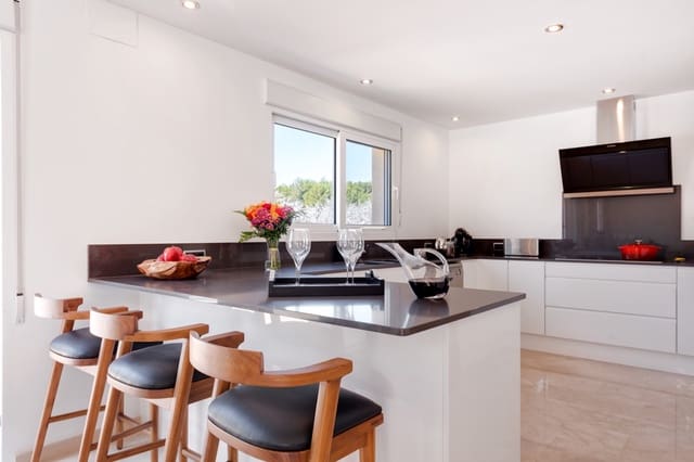 4 sypialnia Willa na sprzedaż w Javea / Xàbia z basenem - 1 475 000 € (Ref: 8969061)