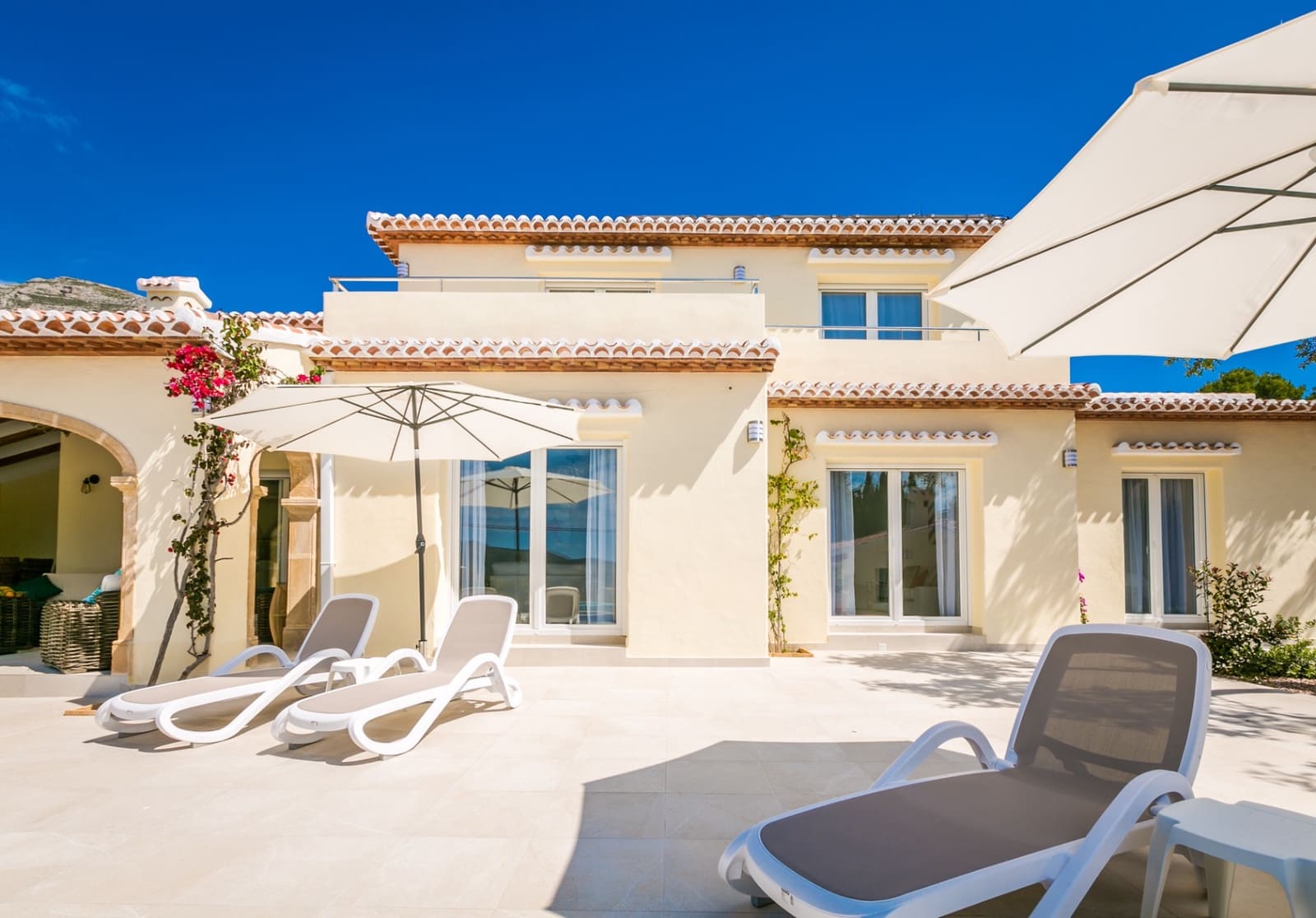 6 slaapkamer Villa te koop in Javea / Xabia met zwembad - € 1.795.000 (Ref: 8969442)