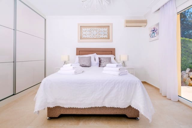 6 slaapkamer Villa te koop in Javea / Xàbia met zwembad - € 1.795.000 (Ref: 8969442)