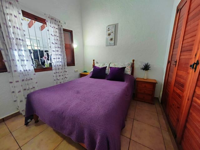 3 soverom Villa til salgs i Moraira, Teulada-Moraira - € 260 000 (Ref: 9022238)