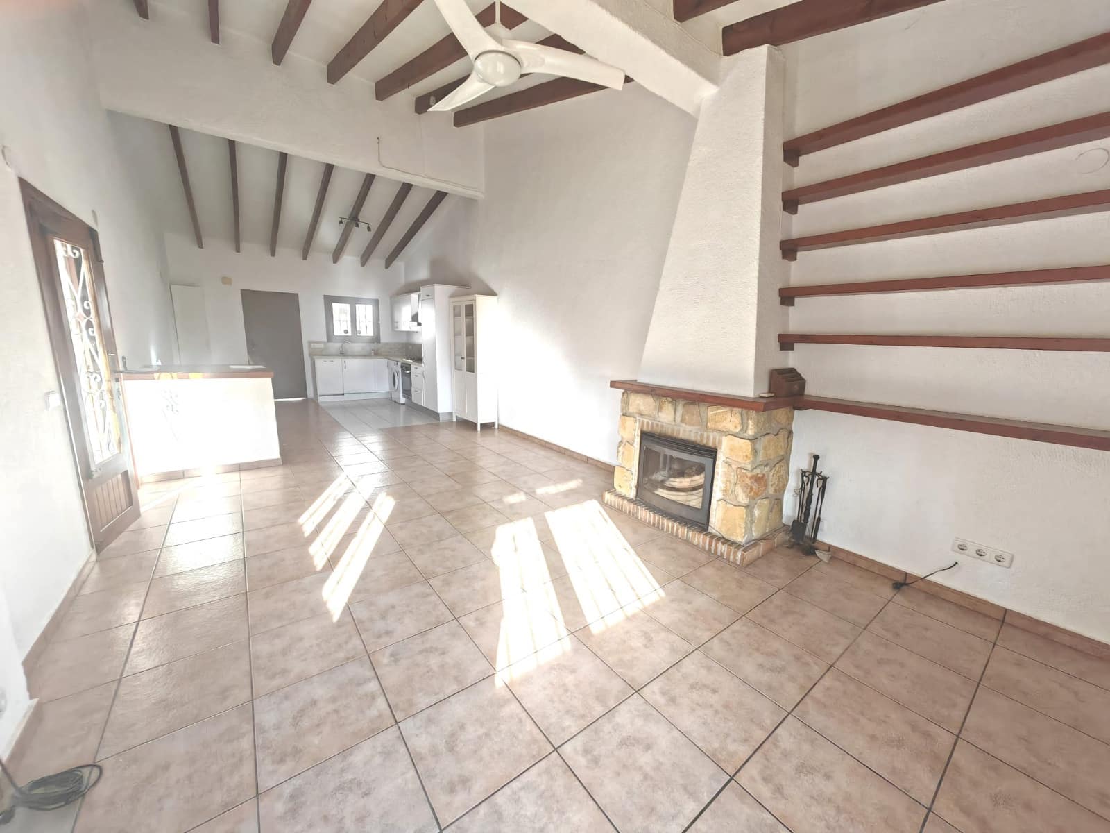 3 slaapkamer Villa te koop in Moraira - € 260.000 (Ref: 9022238)