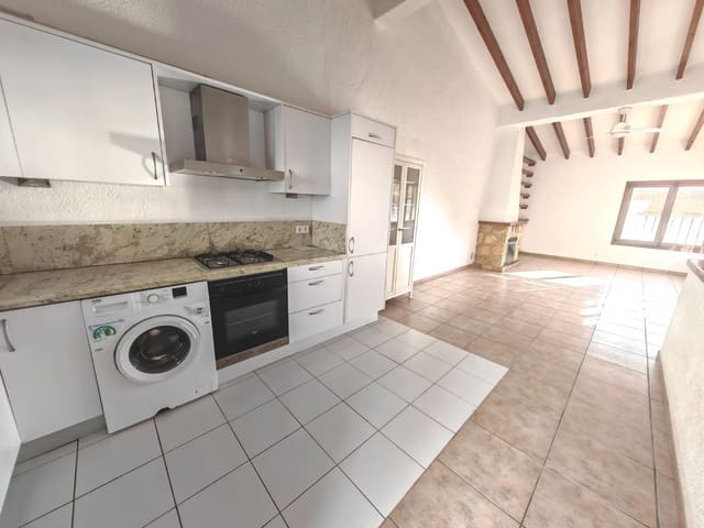 3 soverom Villa til salgs i Moraira, Teulada-Moraira - € 260 000 (Ref: 9022238)