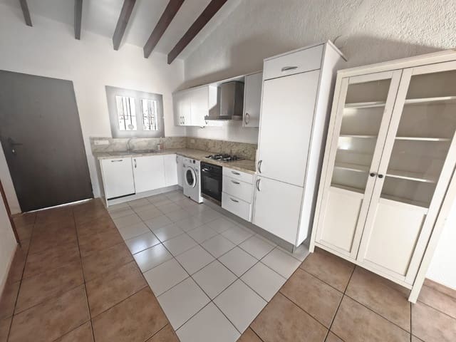 3 soverom Villa til salgs i Moraira, Teulada-Moraira - € 260 000 (Ref: 9022238)