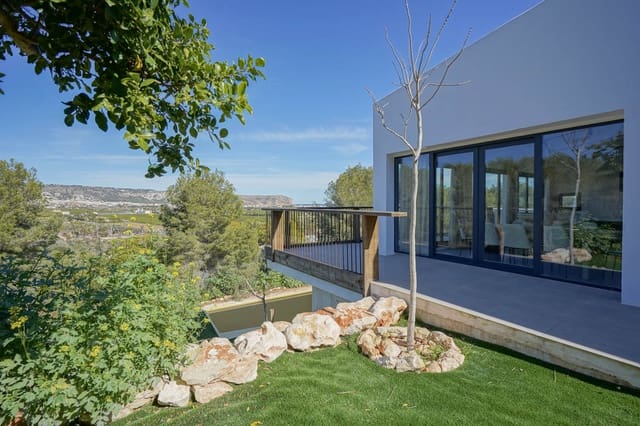 3 soveværelse Villa til salg i Partides comunes - Adsubia, Javea / Xàbia med swimmingpool - € 1.250.000 (Ref: 9035625)