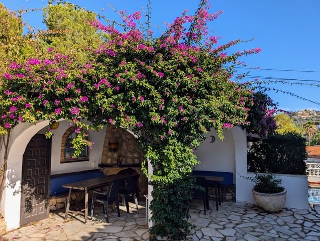 3 soveværelse Semi-Rækkehus til salg i Benimeit - Tabaira, Teulada-Moraira med swimmingpool - € 535.000 (Ref: 9050142)