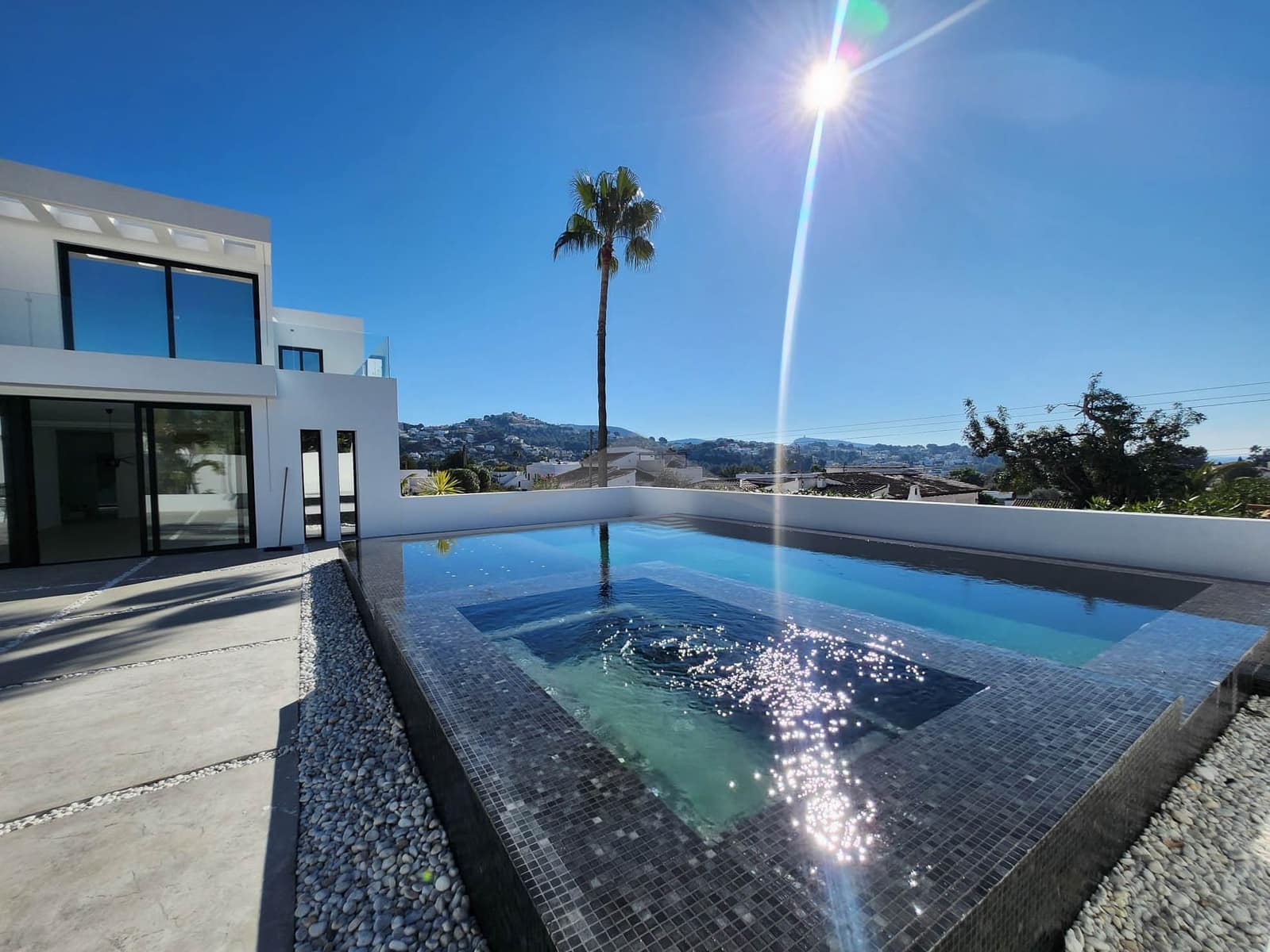 5 soverom Villa til salgs i Moraira med svømmebasseng - € 1 849 000 (Ref: 9051494)