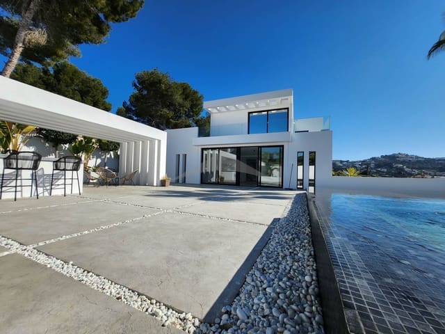 Chalet de 5 habitaciones en Moraira, Teulada-Moraira en venta con piscina - 1.849.000 € (Ref: 9051494)